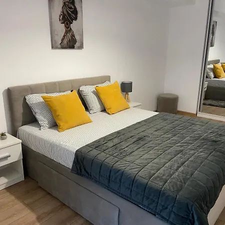 Mirage Sunset * Mamaia