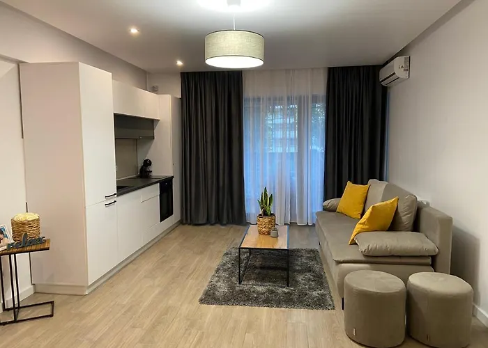 Mirage Sunset * Mamaia